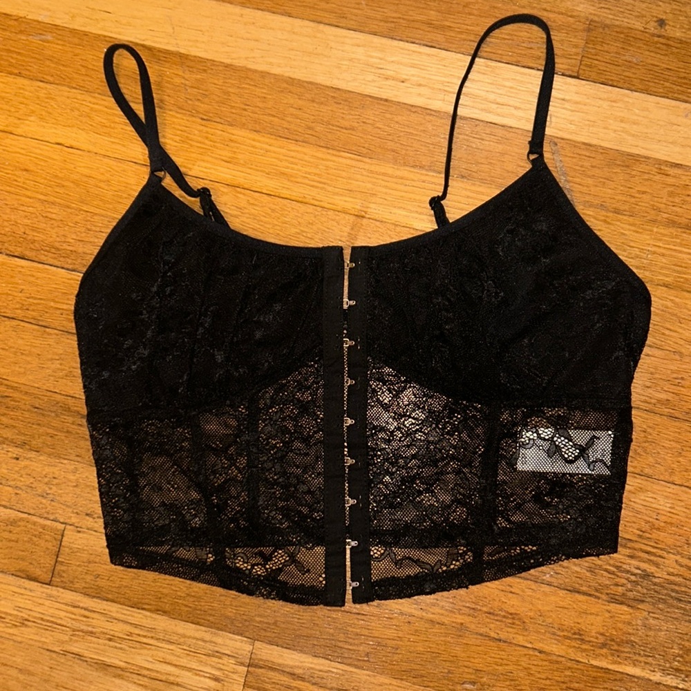 Garage crop top